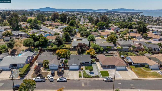 2823 Delmore Rd, San Pablo, CA 94806