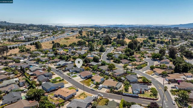 2823 Delmore Rd, San Pablo, CA 94806