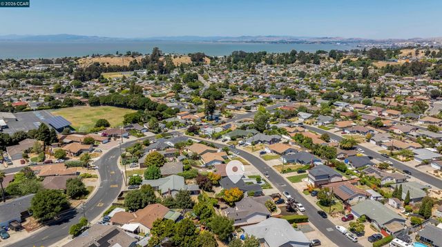 2823 Delmore Rd, San Pablo, CA 94806