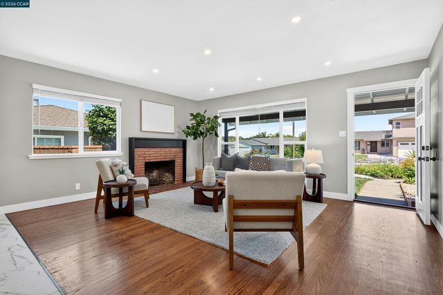 2823 Delmore Rd, San Pablo, CA 94806