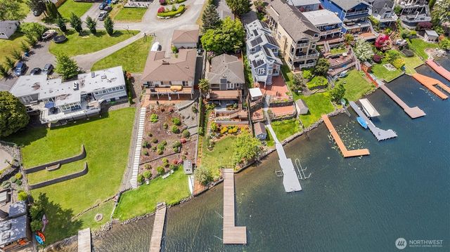 26736 138th Place SE, Kent, WA 98042