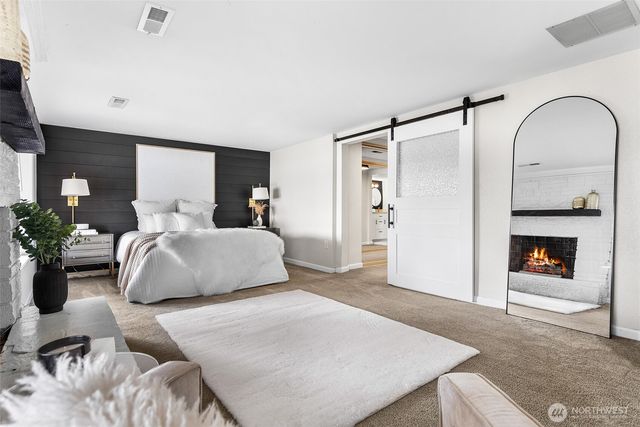 26736 138th Place SE, Kent, WA 98042