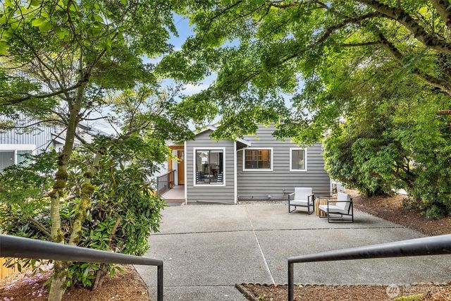 26736 138th Place SE, Kent, WA 98042