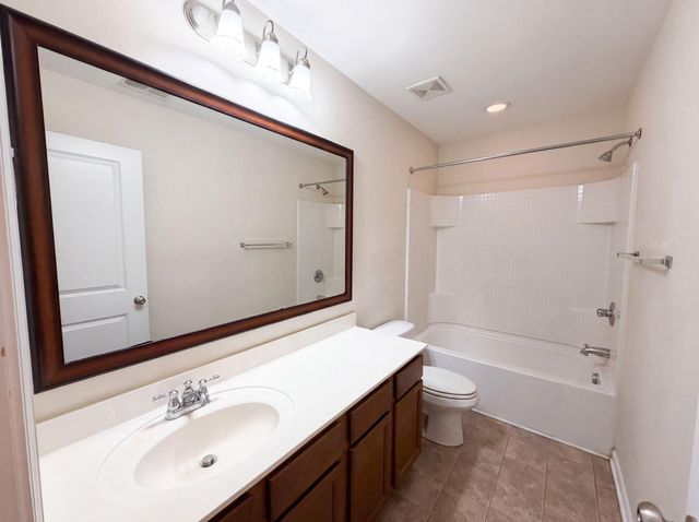 195 Lotz Drive, Summerville, SC 29483