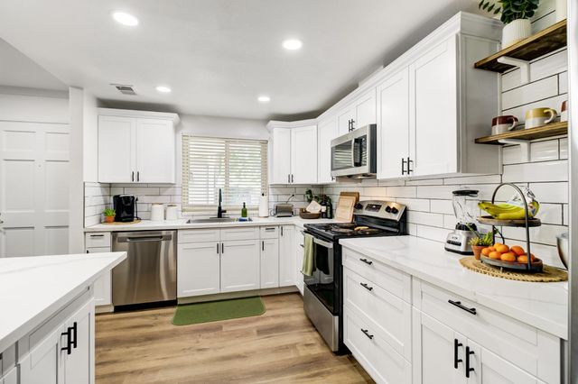 2303 Bridlewood Drive, Rancho Cordova, CA 95670