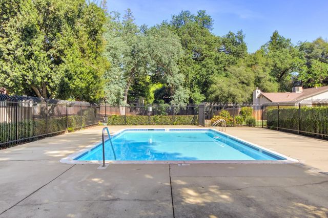 2303 Bridlewood Drive, Rancho Cordova, CA 95670