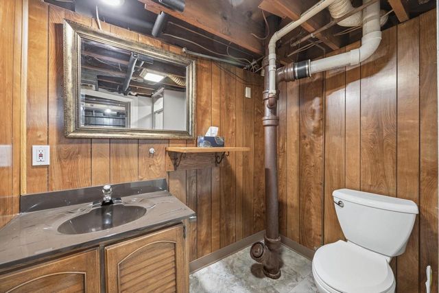 821 Van Buren Street, Fort Atkinson, WI 53538