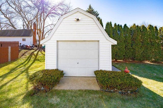 821 Van Buren Street, Fort Atkinson, WI 53538