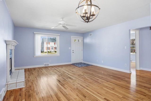 821 Van Buren Street, Fort Atkinson, WI 53538