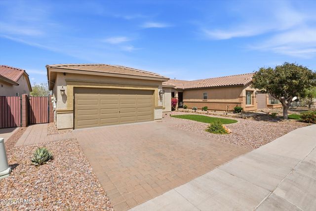 908 W Banyan Avenue, Queen Creek, AZ 85140