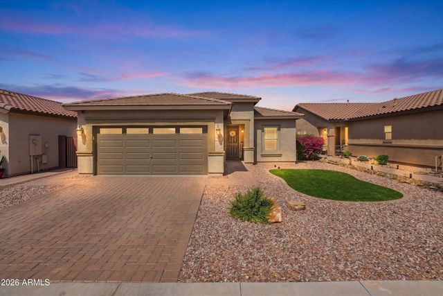 908 W Banyan Avenue, Queen Creek, AZ 85140