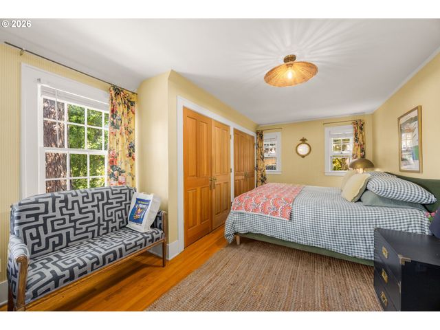 1825 FAIRMOUNT Ave, Salem, OR 97302
