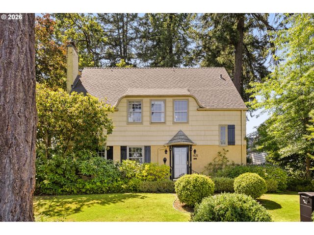 1825 FAIRMOUNT Ave, Salem, OR 97302