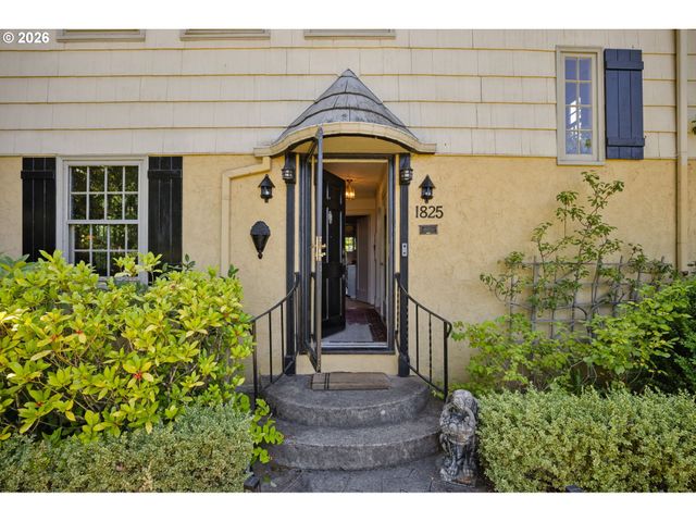 1825 FAIRMOUNT Ave, Salem, OR 97302
