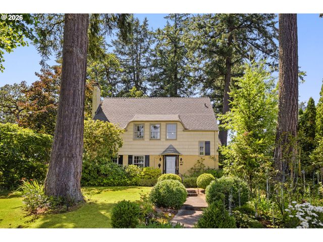 1825 FAIRMOUNT Ave, Salem, OR 97302