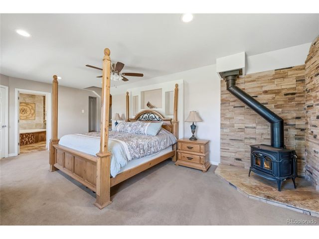 5257 Godding Hollow Pkwy, Longmont, CO 80504