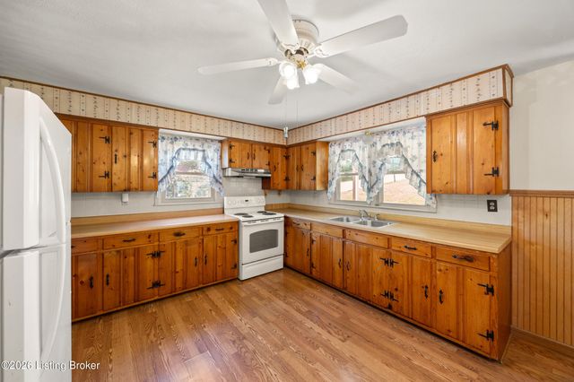 101 Marlowe Ct, Frankfort, KY 40601