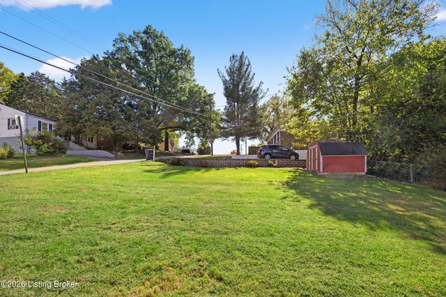 101 Marlowe Ct, Frankfort, KY 40601