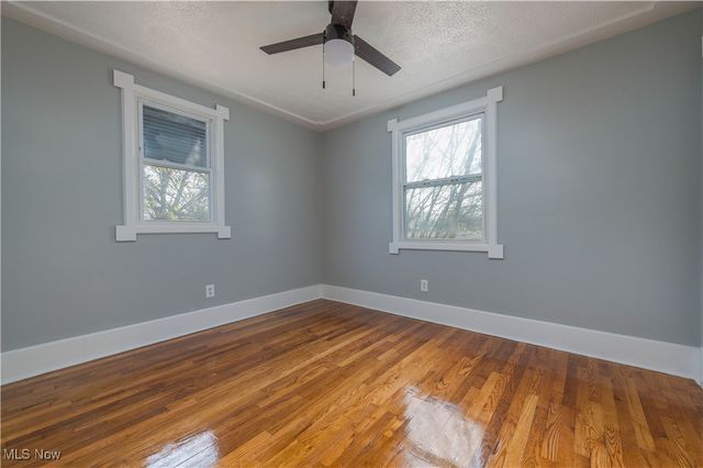 819 Warwick Drive, Sheffield Lake, OH 44054