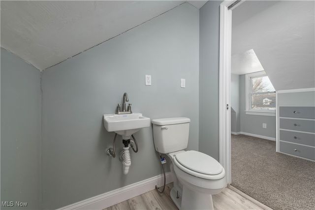 819 Warwick Drive, Sheffield Lake, OH 44054