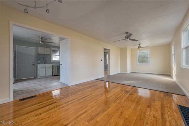 819 Warwick Drive, Sheffield Lake, OH 44054