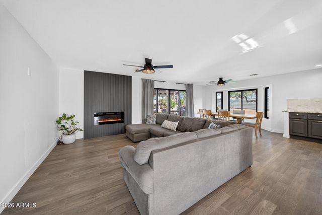 1515 E GALVIN Street, Phoenix, AZ 85086