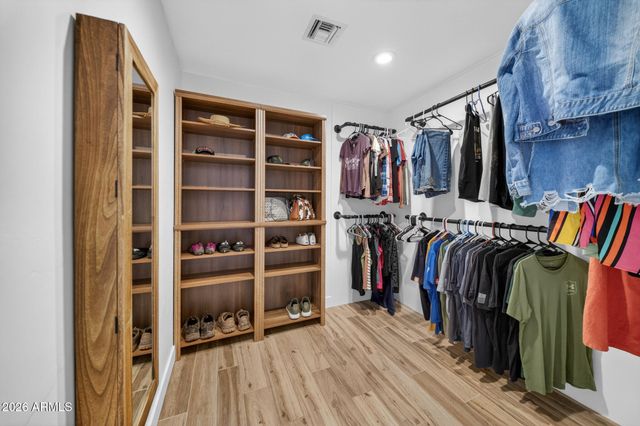 1515 E GALVIN Street, Phoenix, AZ 85086