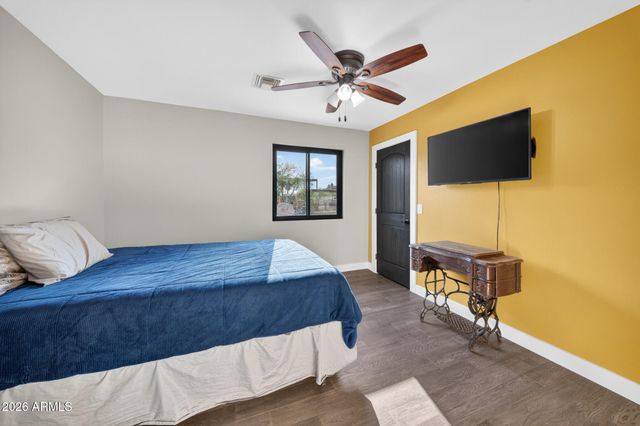 1515 E GALVIN Street, Phoenix, AZ 85086