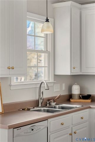 10908 Brunson Way, Glen Allen, VA 23060