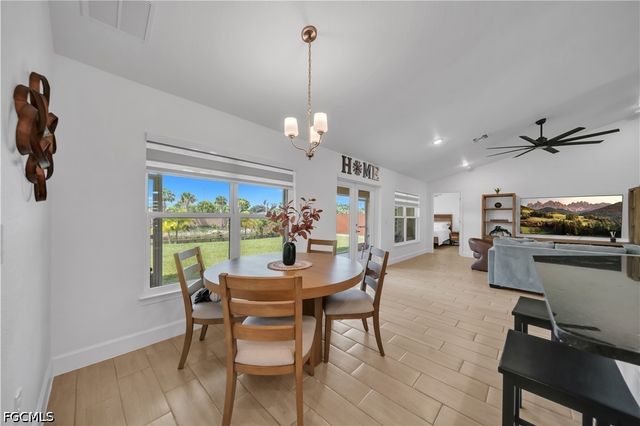 125 SE 11th TER, Cape Coral, FL 33990