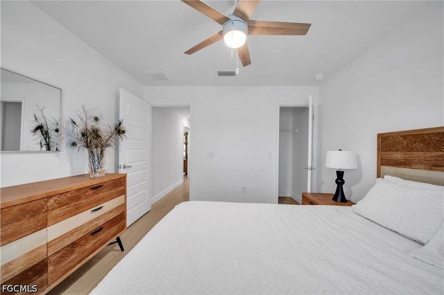 125 SE 11th TER, Cape Coral, FL 33990