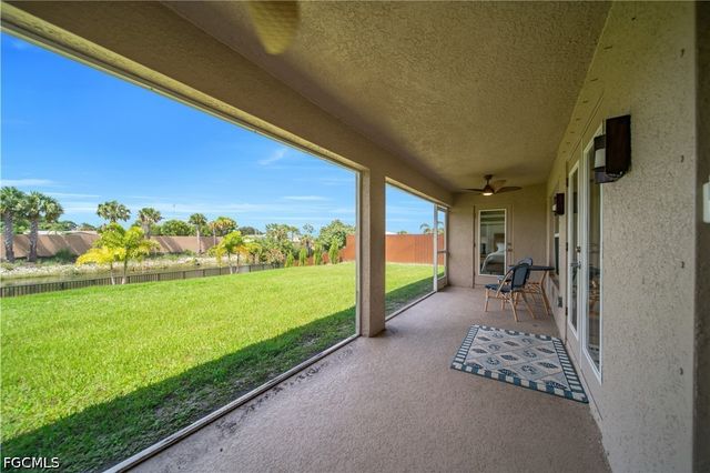 125 SE 11th TER, Cape Coral, FL 33990