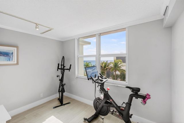 4511 S Ocean Boulevard 403, Highland Beach, FL 33487