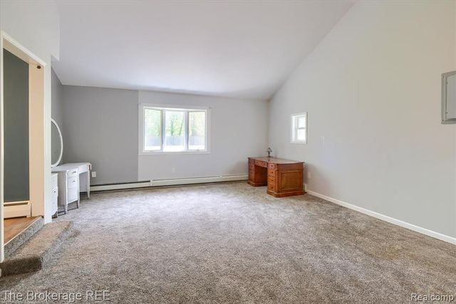 293 Hickory Place Drive, Columbiaville, MI 48421