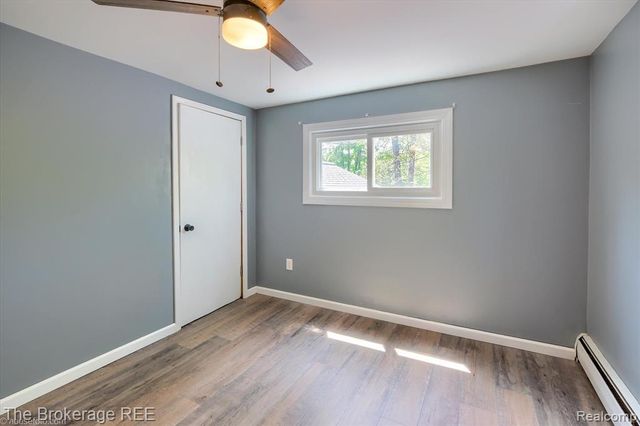 293 Hickory Place Drive, Columbiaville, MI 48421