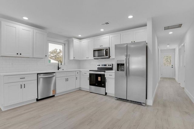 1103 Elmore St, Gaffney, SC 29340