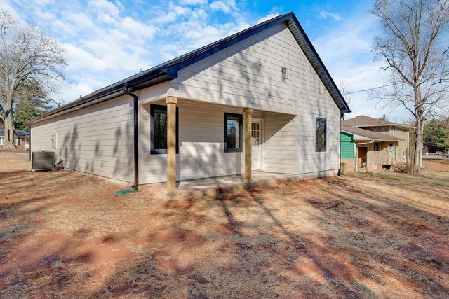 1103 Elmore St, Gaffney, SC 29340