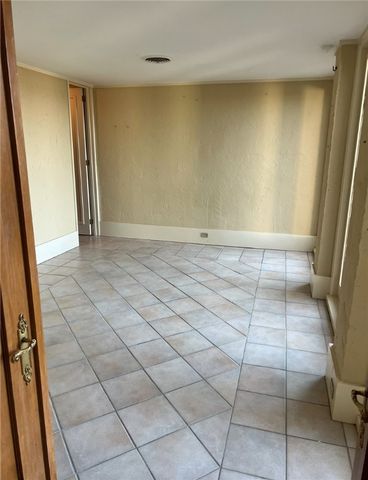 910 Hilltop Drive, Russellville, AR 72802