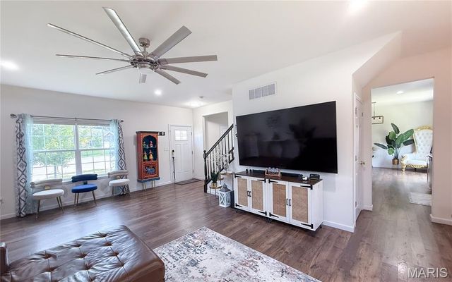 161 Brookview Way Drive, O'fallon, MO 63366