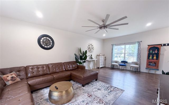 161 Brookview Way Drive, O'fallon, MO 63366