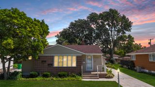 7911 Jackson Avenue, Munster, IN 46321