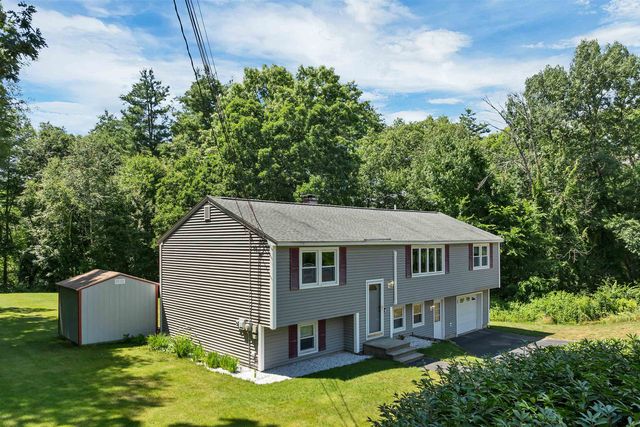 9 Bunker Hill Drive, Londonderry, NH 03053
