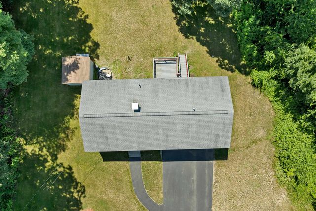 9 Bunker Hill Drive, Londonderry, NH 03053