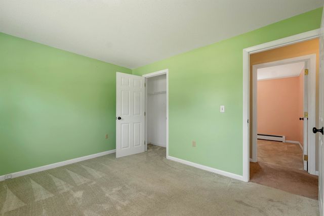 9 Bunker Hill Drive, Londonderry, NH 03053