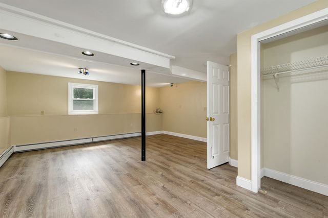 9 Bunker Hill Drive, Londonderry, NH 03053