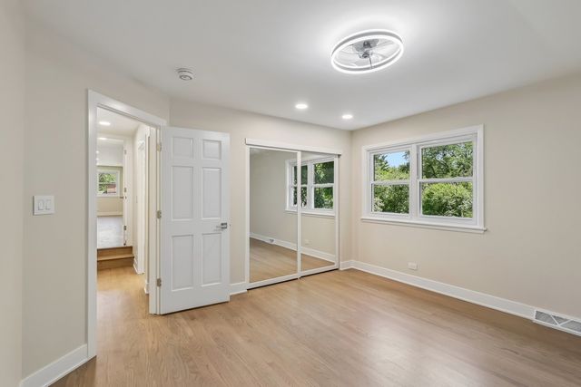 1208 Elizabeth Avenue, Naperville, IL 60540