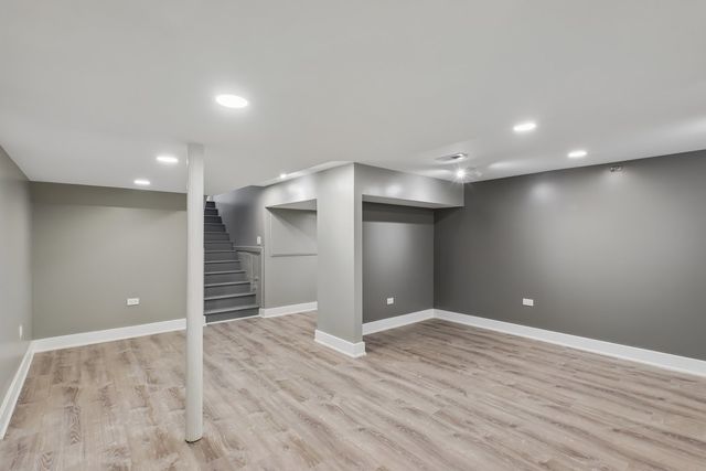 1208 Elizabeth Avenue, Naperville, IL 60540