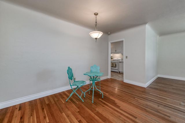 65 E Dayton Avenue, Fresno, CA 93704