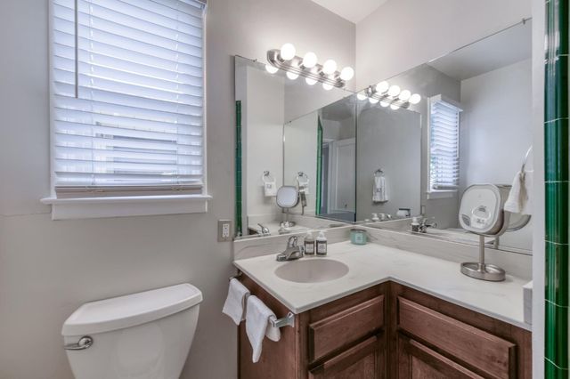 65 E Dayton Avenue, Fresno, CA 93704