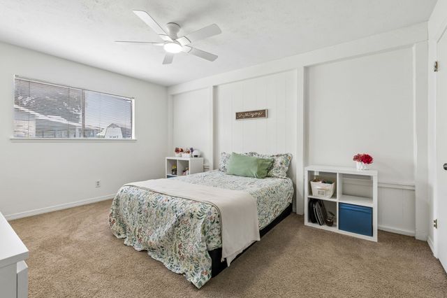 1833 Woodbury, Carrollton, TX 75007